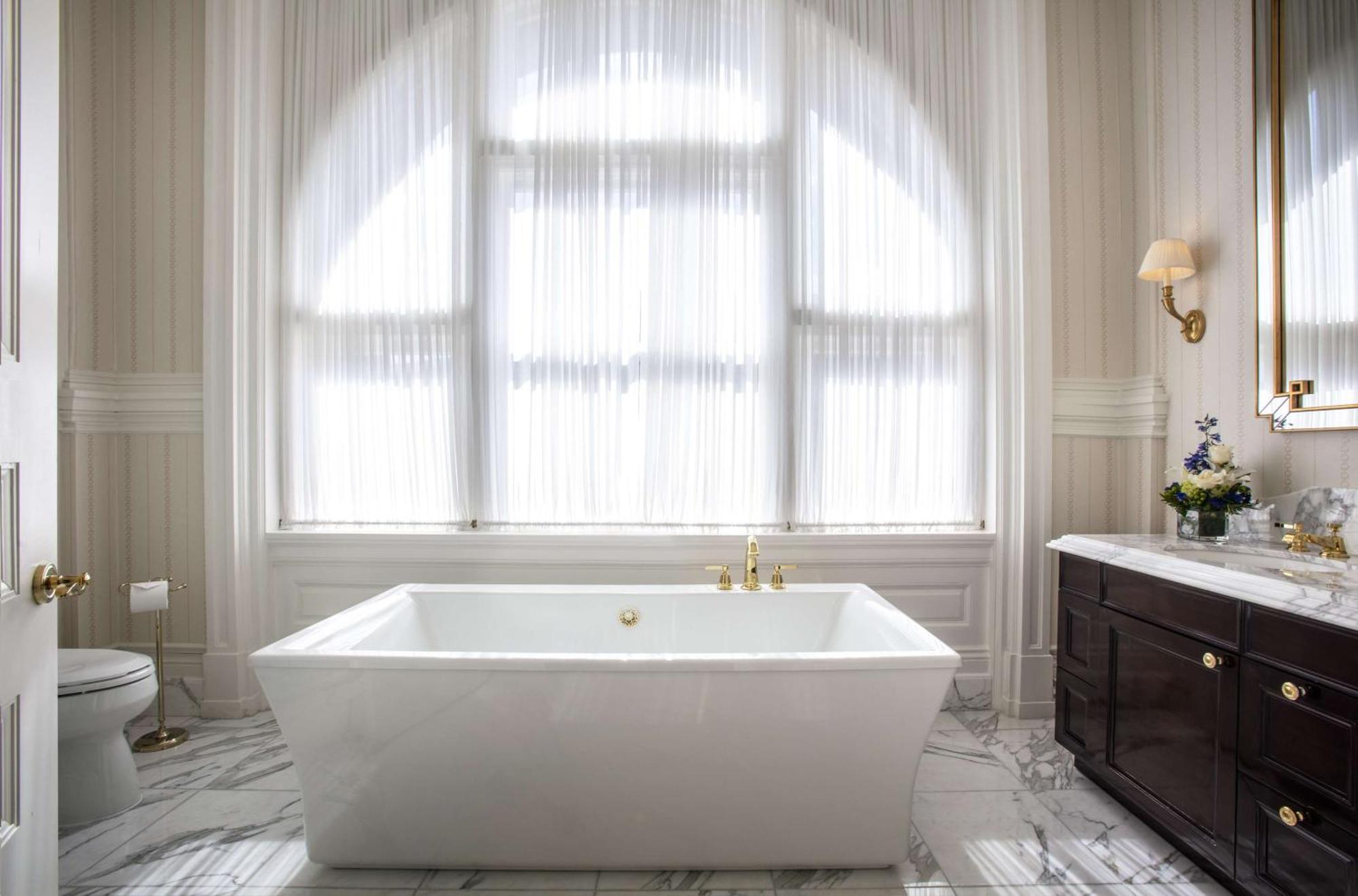 Waldorf Astoria Dc
